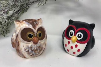 ​Paint Nite Innovation Labs: Ceramic Owl